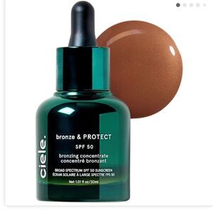 ciele
bronze & PROTECT SPF 50+ bronzing concentrate
Color 02